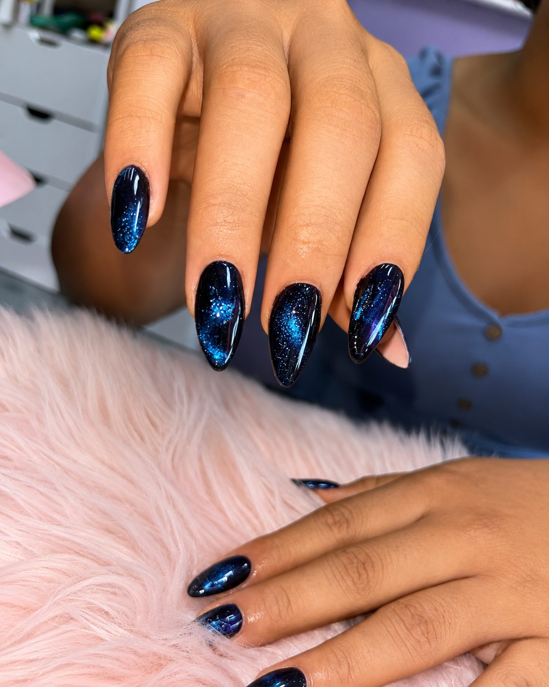 Negro galaxy azul brillante